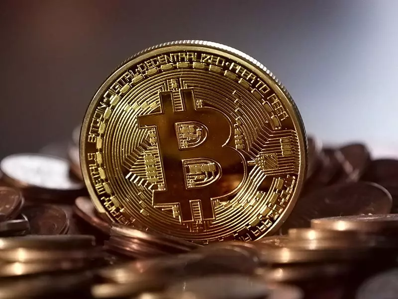 Bitcoin Price Soars to 10000 but Cryptocurrency Remains Vulnerable