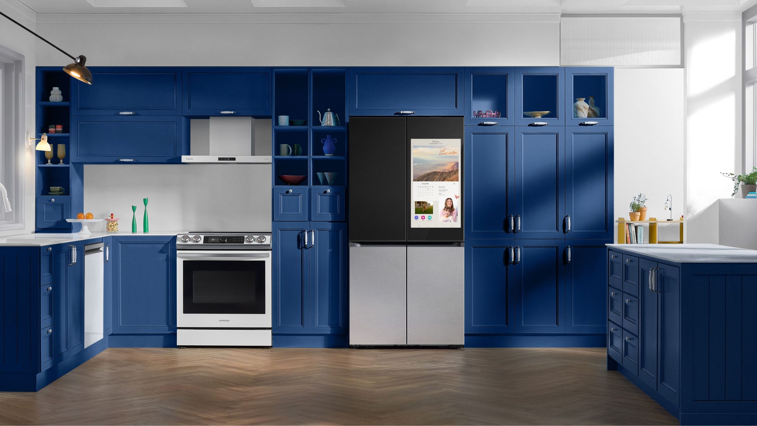 Samsung Bespoke AI Refrigerator with Family Hub